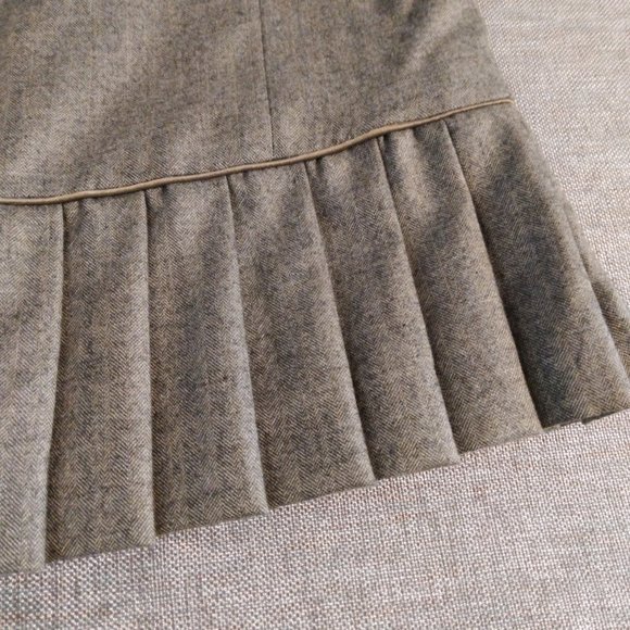 - Cida's - oscar de la renta skirts . New No Tag. - Picture 5 of 8